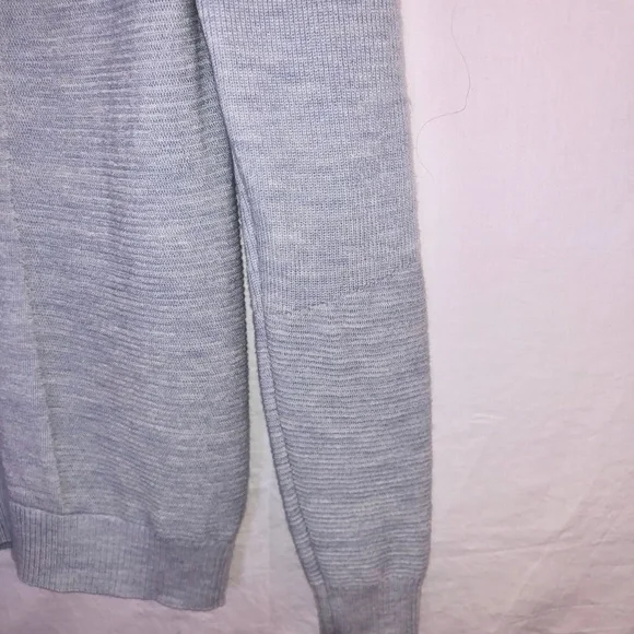 SOLD - pullover sweater - Picture 5 of 6